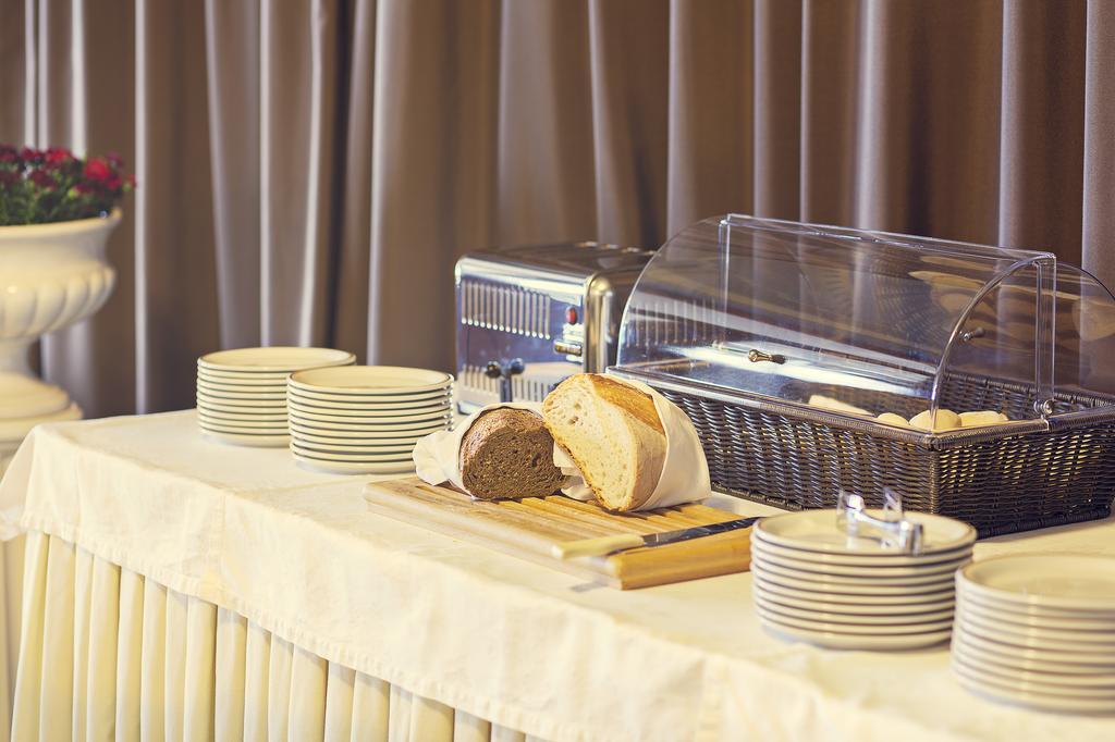 Tre Laghi Hotel Nebbiuno Eksteriør bilde