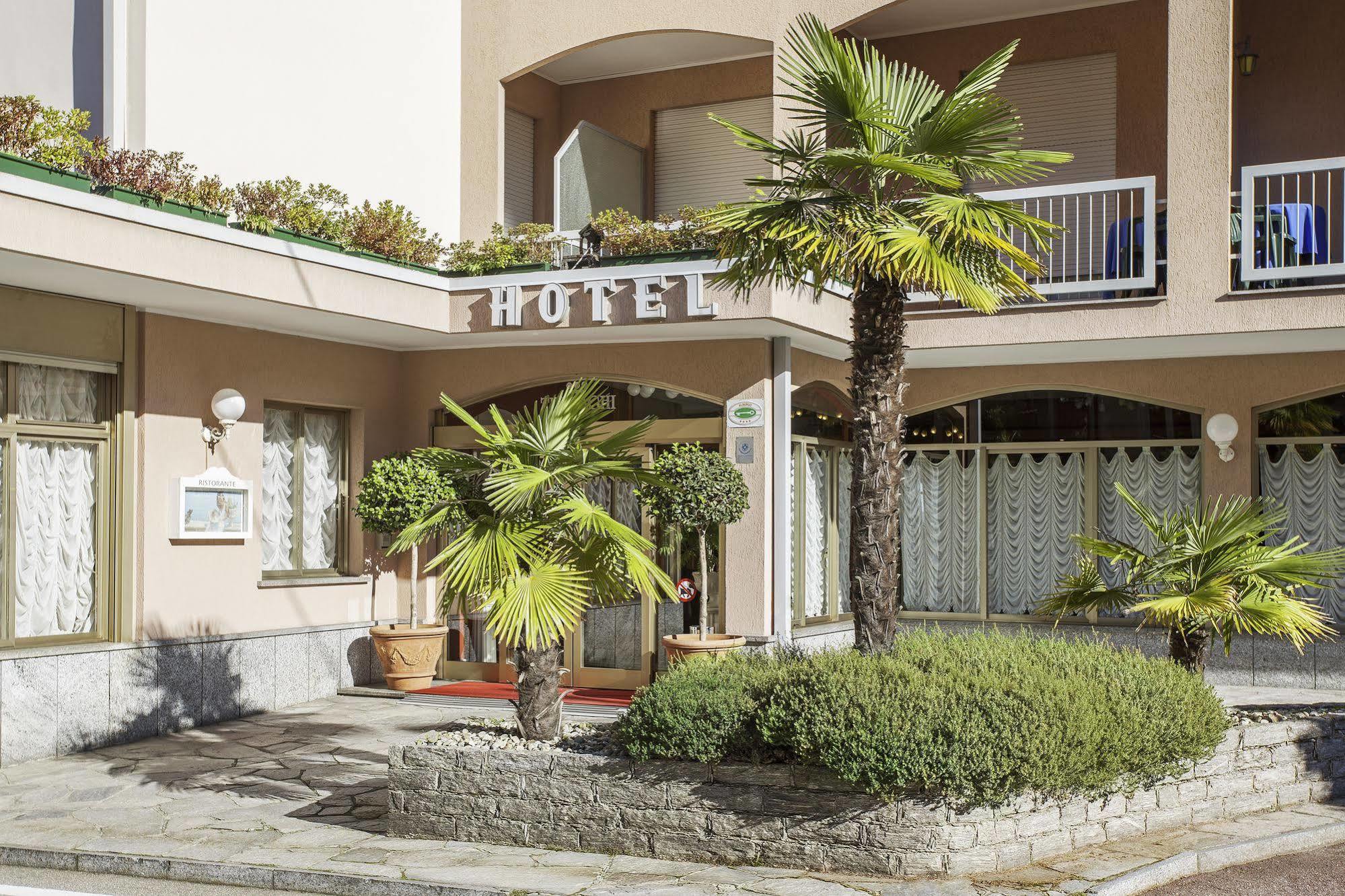 Tre Laghi Hotel Nebbiuno Eksteriør bilde