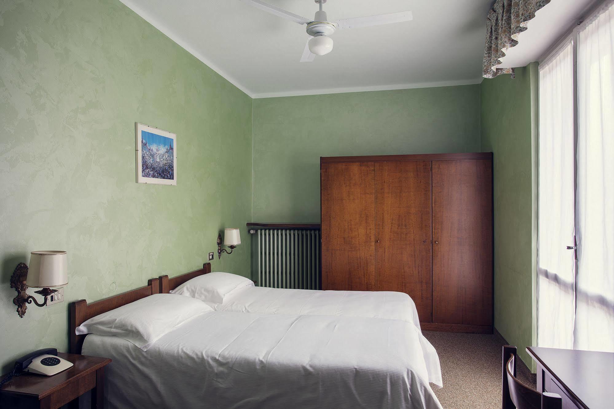 Tre Laghi Hotel Nebbiuno Eksteriør bilde