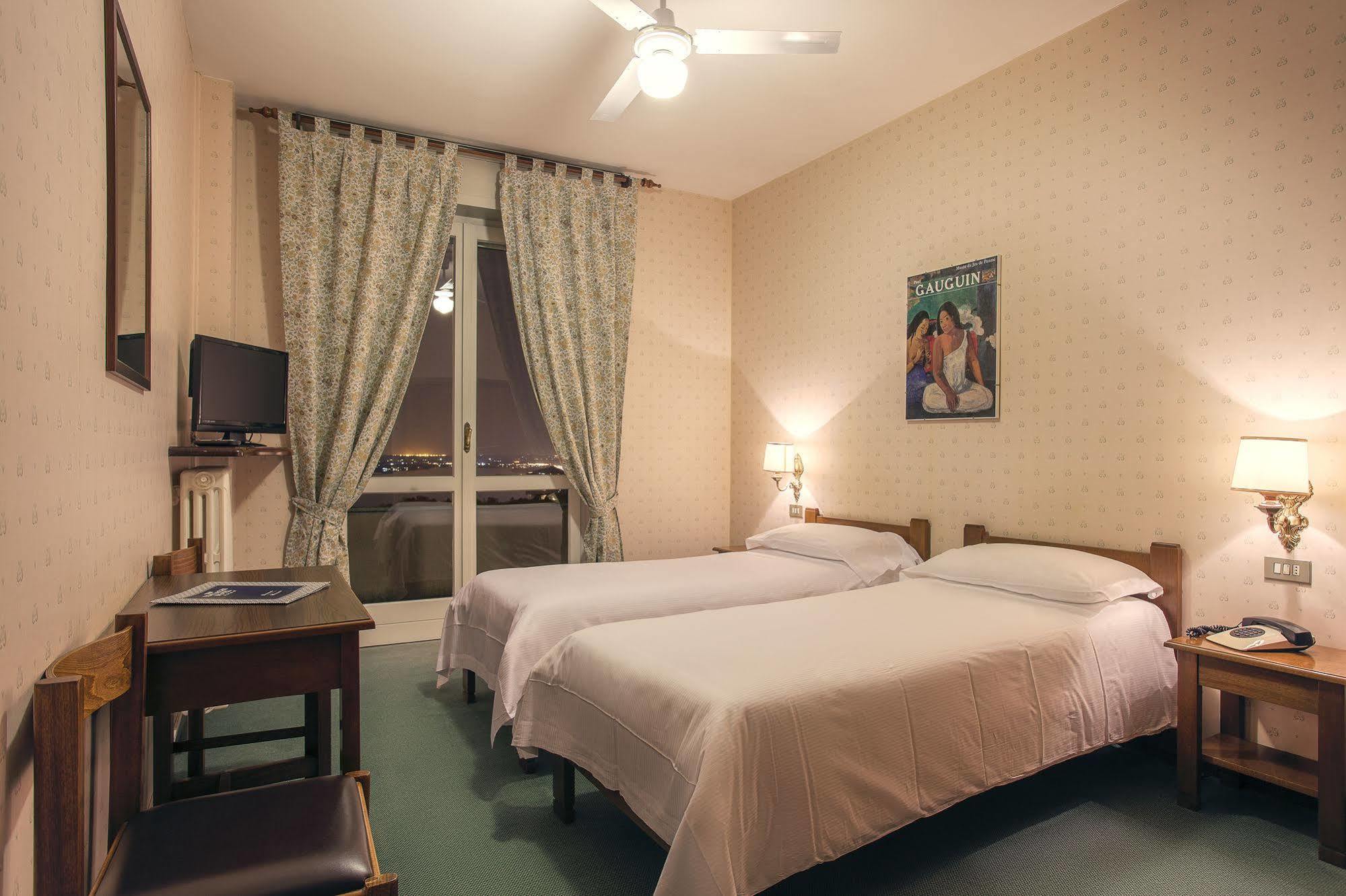 Tre Laghi Hotel Nebbiuno Eksteriør bilde